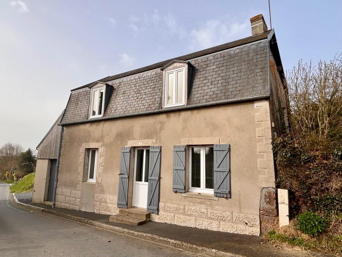 Maison 74 m² · 4 pièces à Le Mesnil-Raoult à vendre (50420)