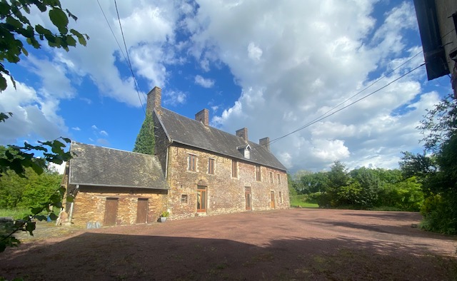 Maison 226 m² · 8 pièces à Condé-sur-Vire à vendre (50890)