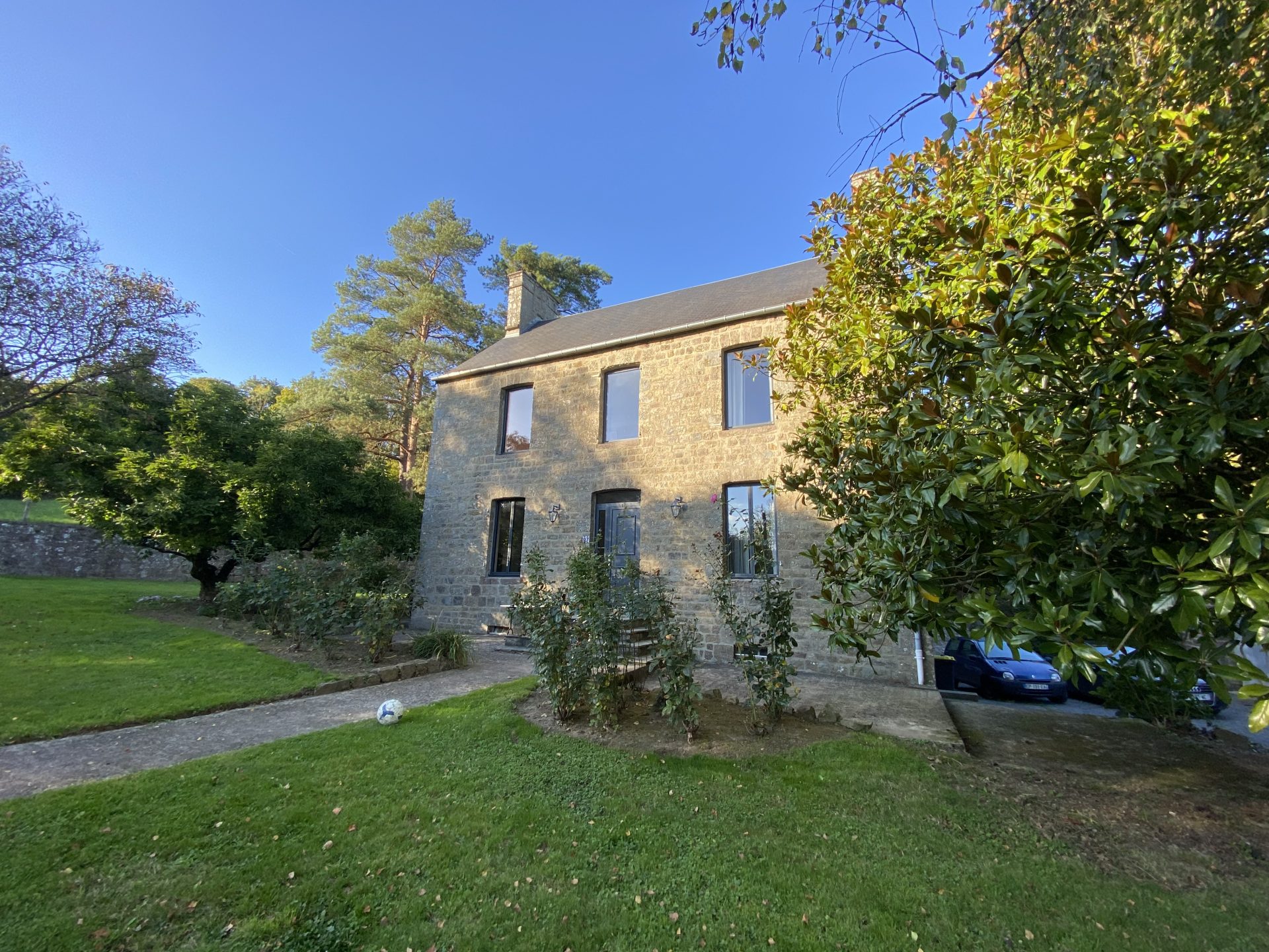 Maison 155 m² · 6 pièces à Condé-sur-Vire à vendre (50890)