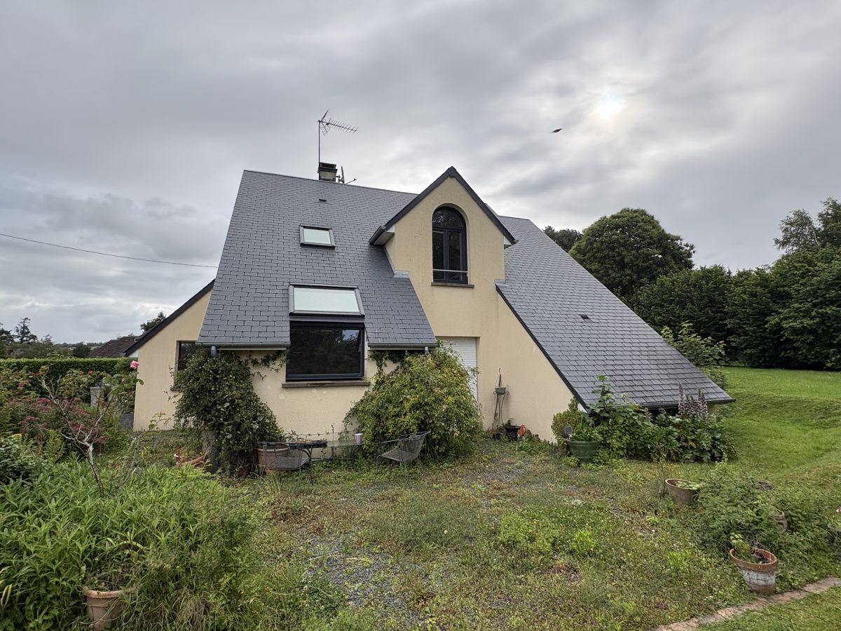 Maison 125 m² · 6 pièces à Sainte-Suzanne-sur-Vire à vendre (50750)