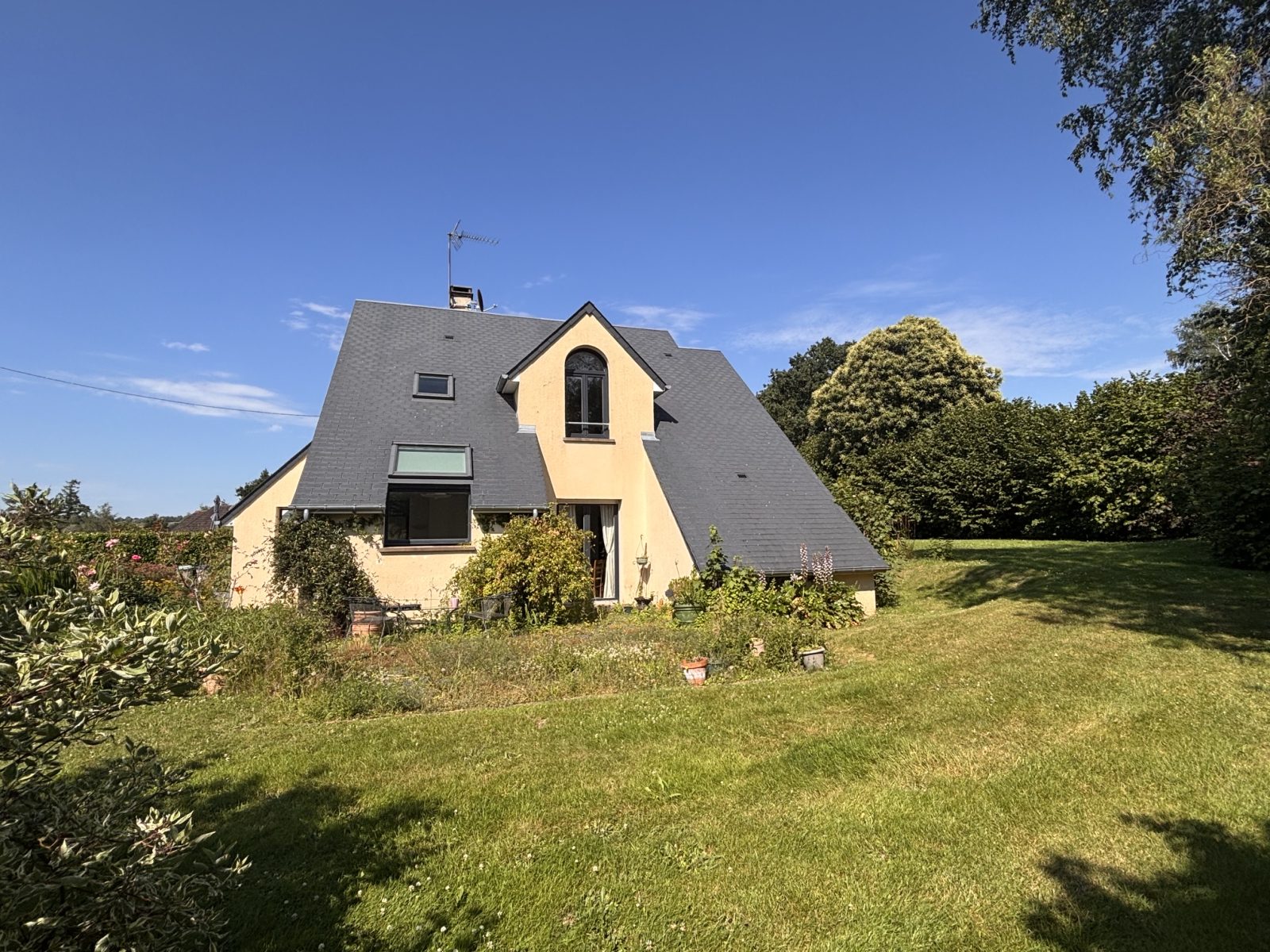 maison à Sainte-Suzanne-sur-Vire