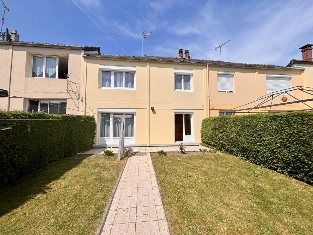 Maison 92 m² · 5 pièces à Tessy-Bocage à vendre (50420)