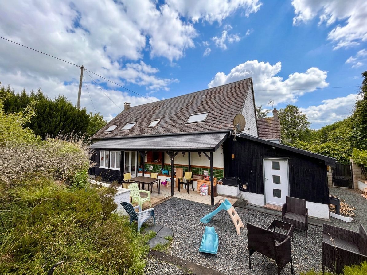Maison 100 m² · 3 pièces à Tessy-Bocage à vendre (50420)